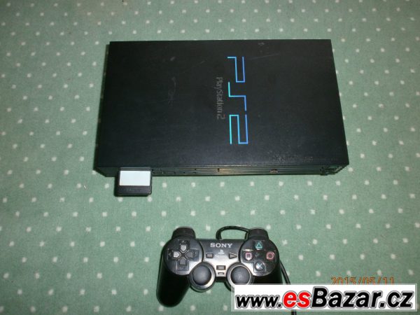 PS2 + ovladač + paměťovka 8MB