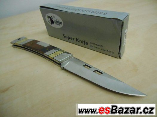 Lovecký nůž z oceli