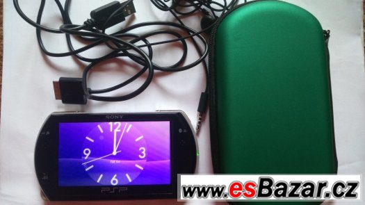 Prodam PSP Go, super stav viz foto, pouzdro, nabídněte 1