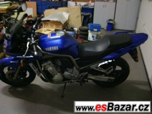 YAMAHA FZS 1000 FAZER