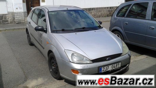 ford-focus-2-0i-rv-99