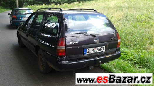 Ford Escort kombi 1.6i TAŽNÝ