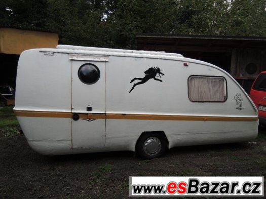 Koupím laminátový karavan
