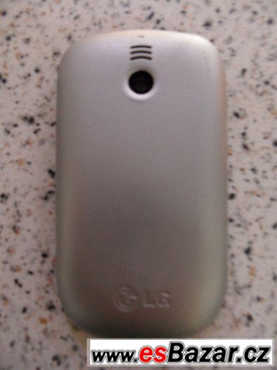 LG T500