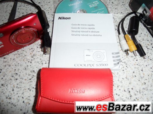 Nikon Coolpix S3500- 20Mpx. (Zaruka 19.11.2015)