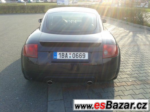 Audi TT 1.8T 165kw 4x4 6kvalt hudba Bose