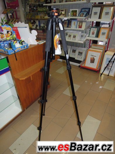 Vanguard Alta Pro 264 AT