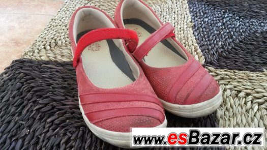 Červené zdravotní boty - velikost 34
