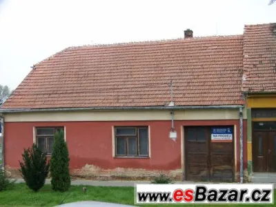 Prodej RD 4+1 s garáží Měnín
