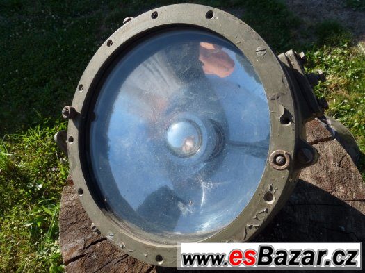 Reflektor z tanku 1