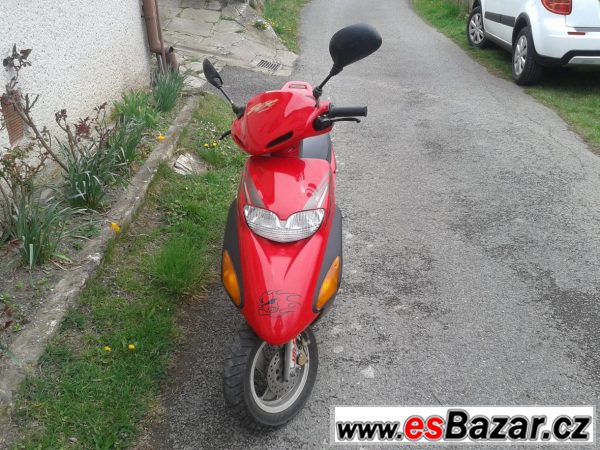 Prodám skútr Honda 50ccm 