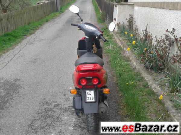 Prodám skútr Honda 50ccm 