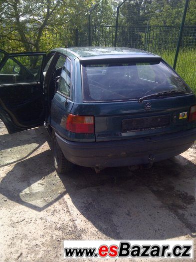 Prodám Opel Astra Hatchback, benzín