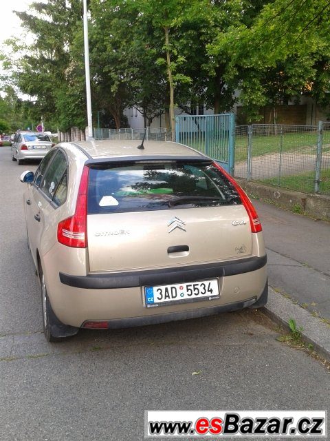 Prodám Citroën C4 1,4 16V 82.000km