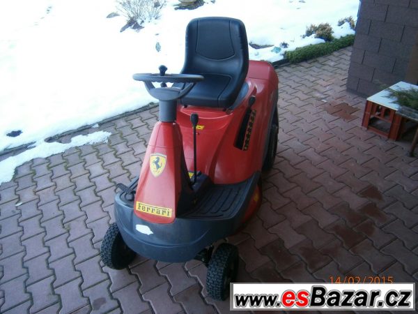 Pradáme zahradní traktor Reider XF Pradáme zahradní traktor Reider XF
