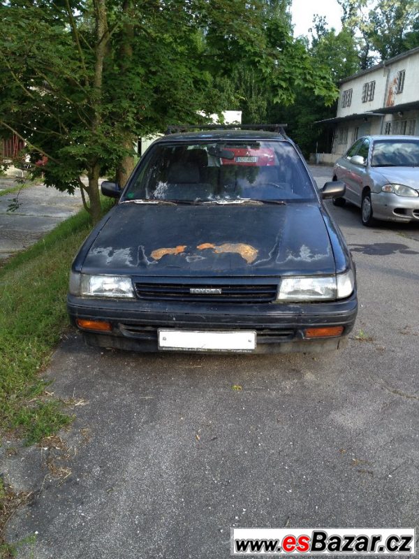 PRODÁM TOYOTA CARINA II