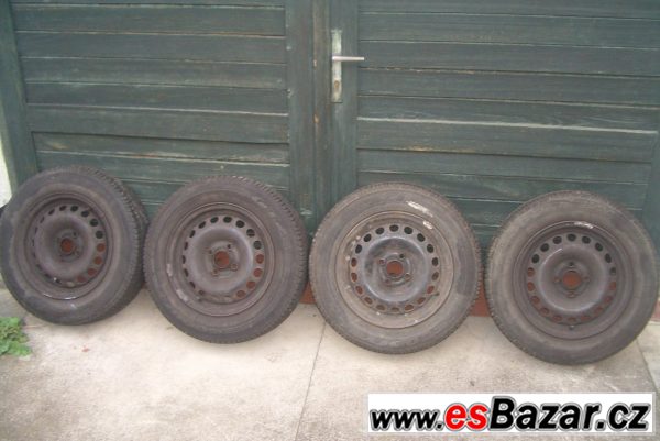 Prodám letní pneu s disky (4 ks)