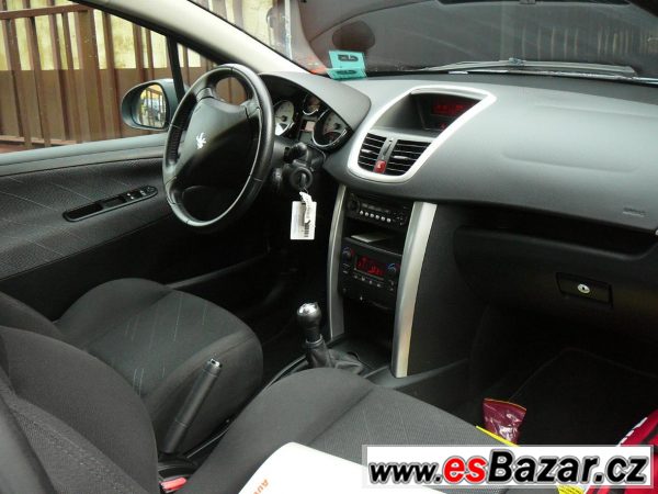 Peugeot 207 r. v. 2006 1,6HDi