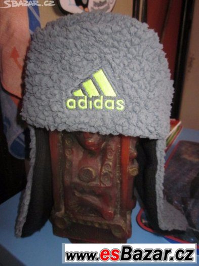 Zimní čepice Adidas,oboustranná