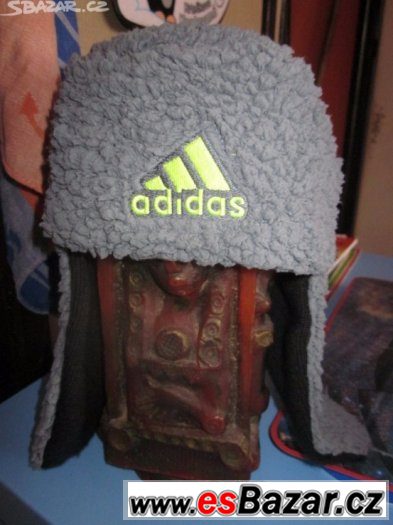 Zimní čepice Adidas,oboustranná Zimní čepice Adidas,oboustranná