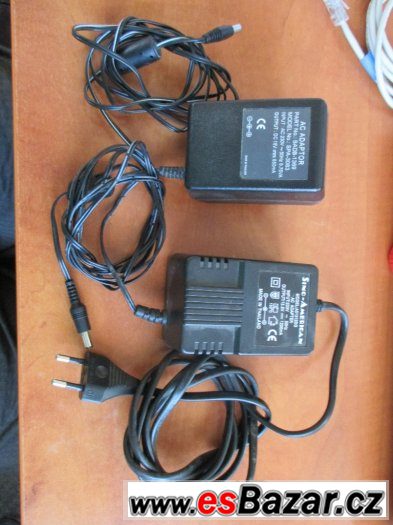 Zdroje 15V 650mA 13,5V 1200mA