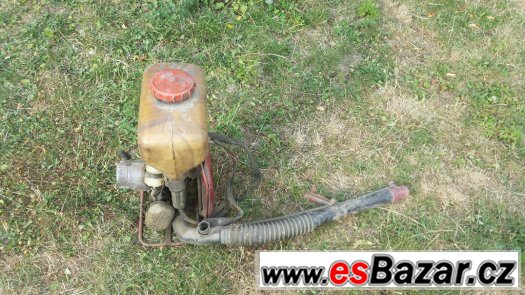motorový postřikovač motorový postřikovač
