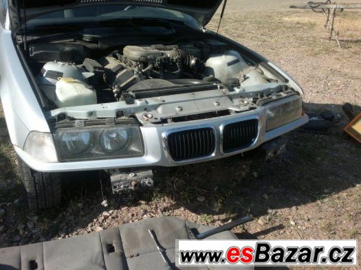 BMW e36 facelift maska