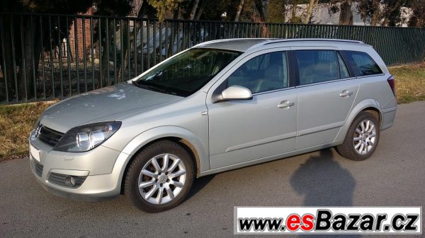 Opel Astra combi 1,9TDI, navi, kůže