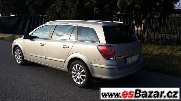 Opel Astra combi 1,9TDI, navi, kůže