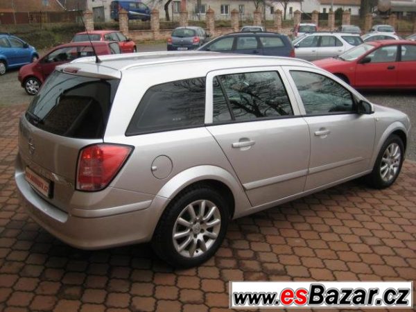 Opel Astra, Caravan 1.6i 16V, ČR, 1.MAJ., kombi,