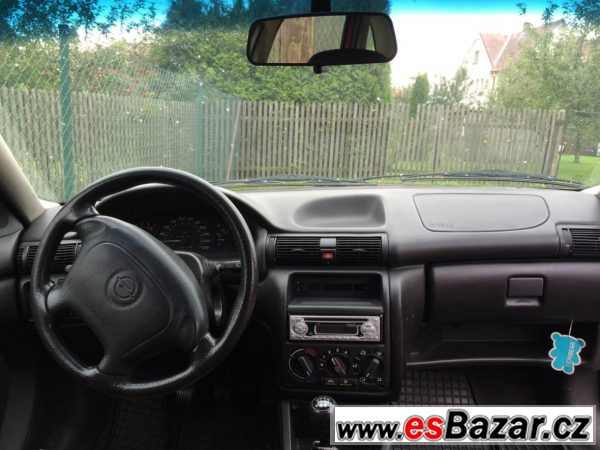 Opel Astra F, 1.6 16V