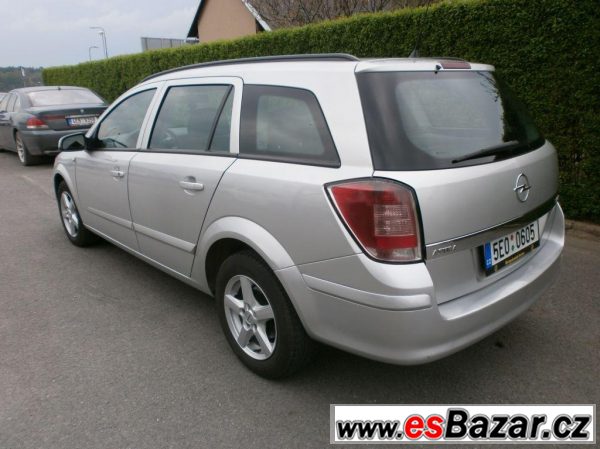 Opel Astra 1,7 CDTi Elegance SLEVA!