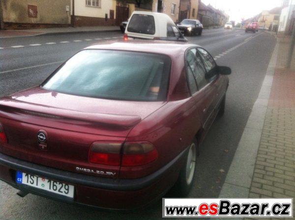 Opel Omega 2.0 16V CD