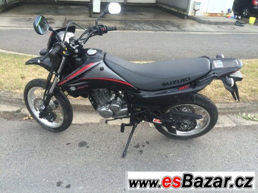 SUZUKI DR 125 SM --15 921 km-- r.v.2009