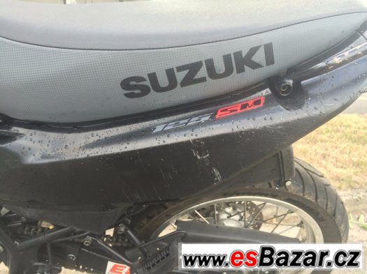 SUZUKI DR 125 SM --15 921 km-- r.v.2009