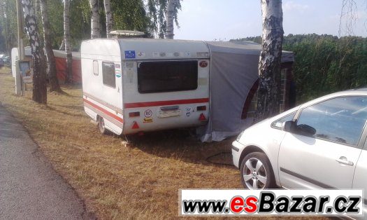 Prodám karavan pro 2-3 osoby s vybavením a předstanem s SPZ