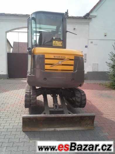 Minibagr Volvo EC35C celková hmotnost 3598kg,  rv2007