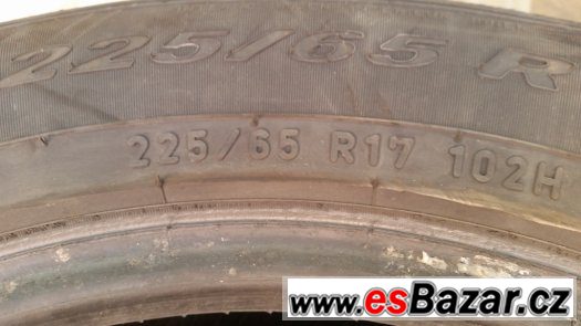 Prodám 225/65 17´´ Pirelli Scorpion - Letní - 4ks