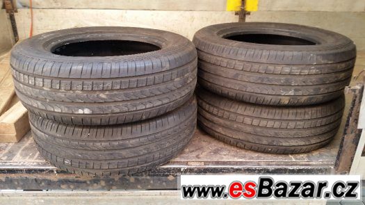 Prodám 225/65 17´´ Pirelli Scorpion - Letní - 4ks