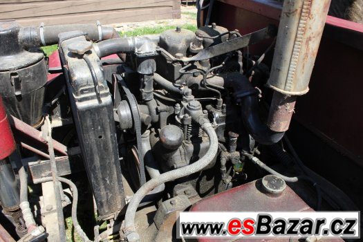 Traktor 4x4 Diesel Zetor Navijak Zil V3s Aro