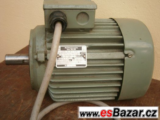 Přírubový elektromotor 0,75kw-930 ot.min.380V.