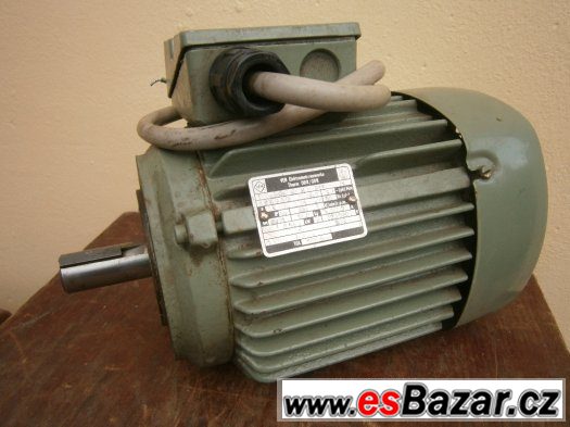 Přírubový elektromotor 0,75kw-930 ot.min.380V.