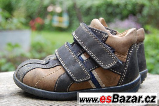 tenisky-super-fit-vel-21-sandalky-zdarma