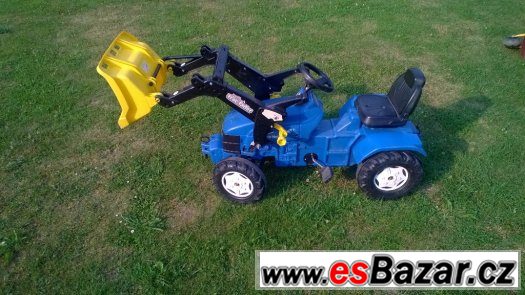 Šlapací traktor + nakladač New Holland