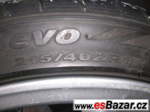 Alu kola OZ R17 včetně pneu Alu kola OZ R17 včetně pneu