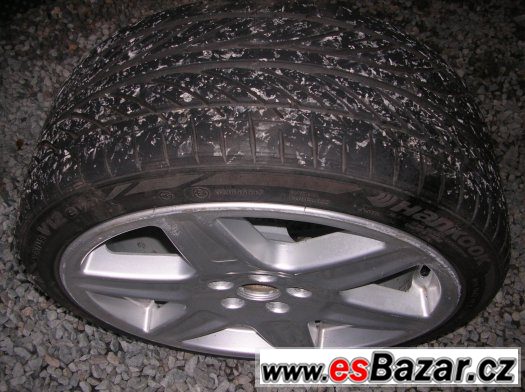 Alu kola OZ R17 včetně pneu Alu kola OZ R17 včetně pneu