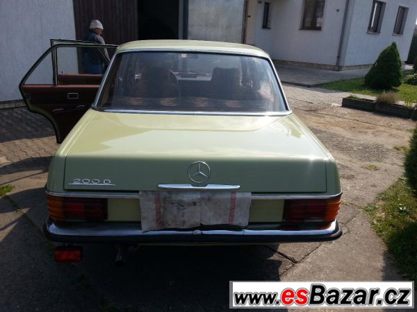 Mercedes-Benz W115 220D