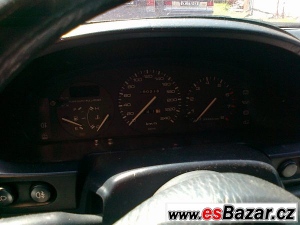 Mazda 323F mrkačka Mazda 323F mrkačka