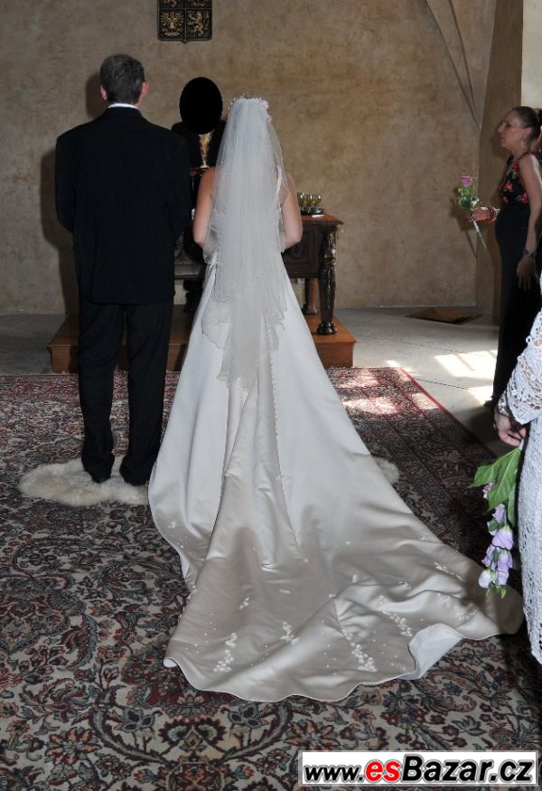 Luxusní svatební šaty vel. 38-40