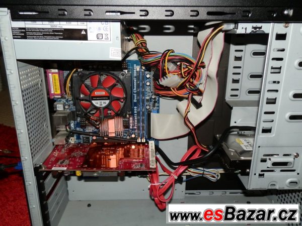 P4 2,8, 1 GB RAM, 250 GB HDD, 17